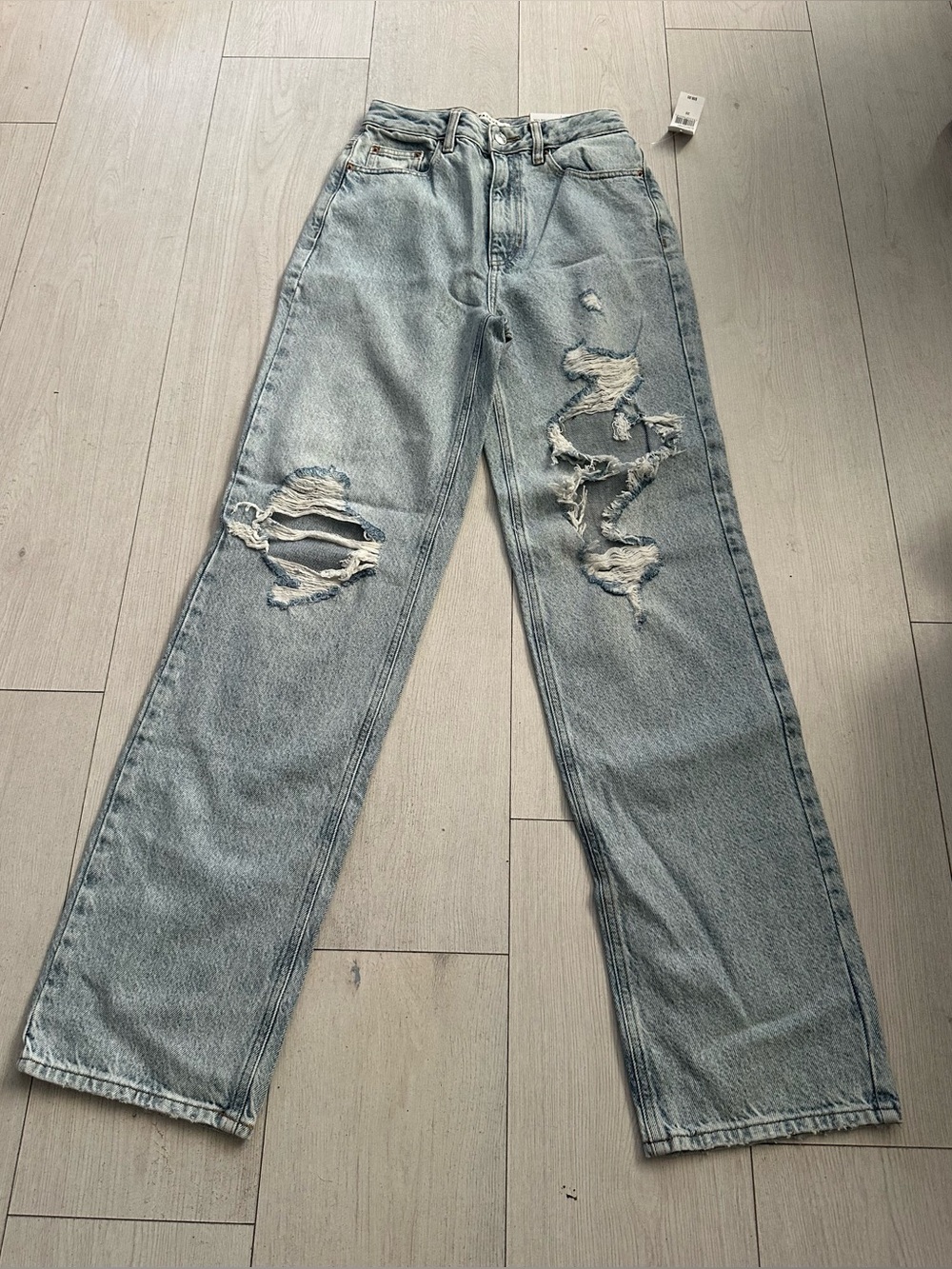 New PacSun 90s Boyfriend Distressed light wash jeans